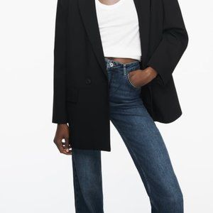 Zara Women’s Dark Wash Raw Hem Flare Fit Jeans. NWT. Size 6.